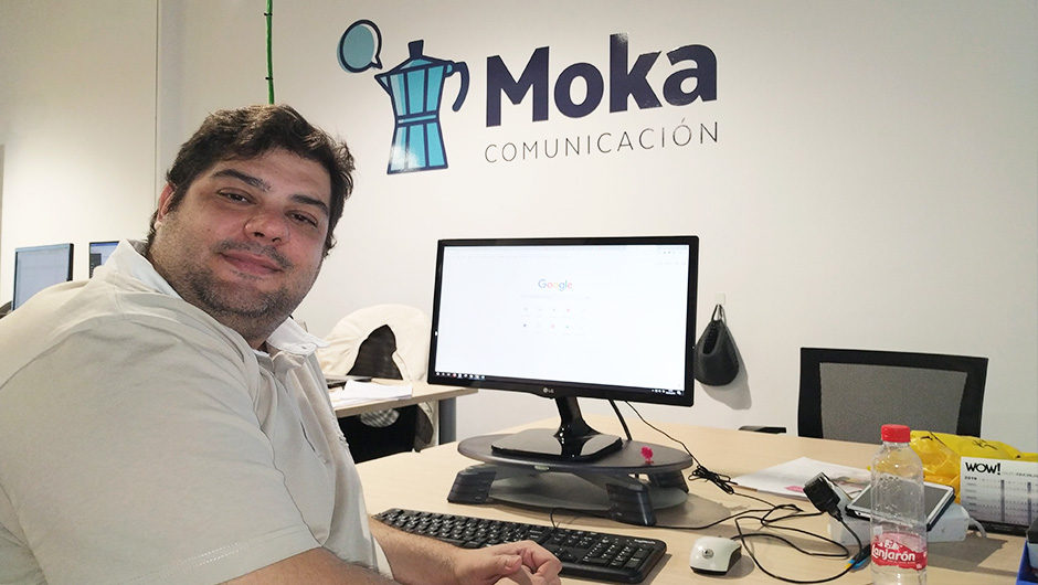 Emilio Bueso trabaja en Moka Comunicación