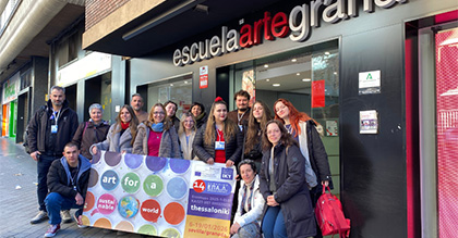 Un grupo de estudiantes griegos de artes aplicadas visita Escuela Arte Granada