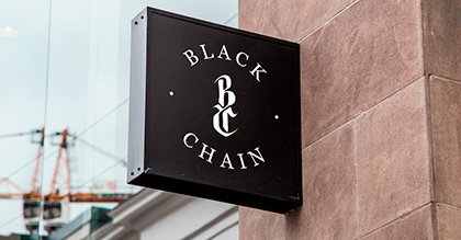 Black Chain - Luis Alberto García Martínez